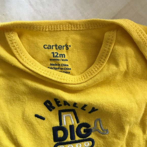 🎉2/$30 SALE🎉 NWOT Carter's Matching Set - 12 M - Picture 4 of 4